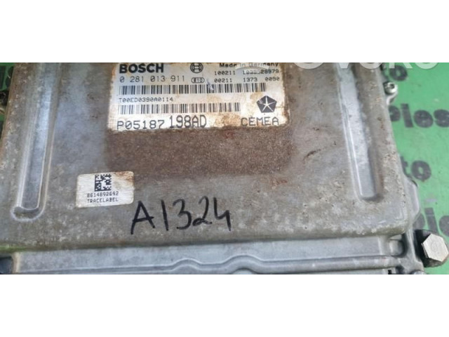 Блок управления двигателем Блок управления 0281013911. Jeep Grand Cherokee (WK)