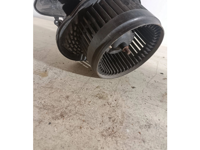 Вентилятор печки       Volvo V70