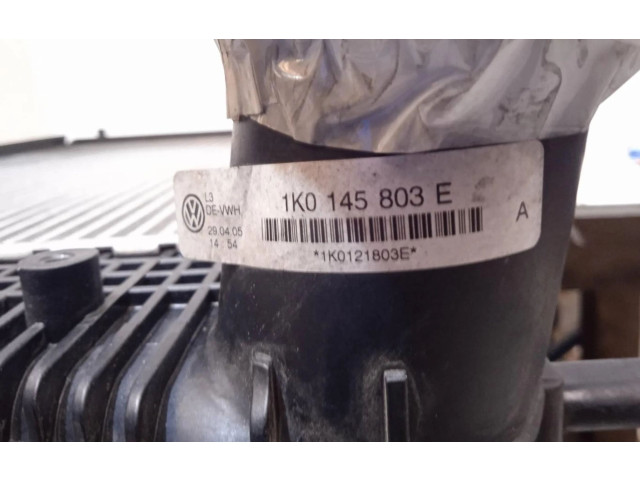 Интеркулер 1K0145803E Skoda Octavia Mk2 (1Z)