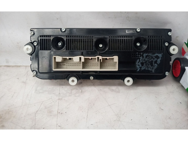 Блок управления климат-контролем    Volkswagen Golf SportWagen