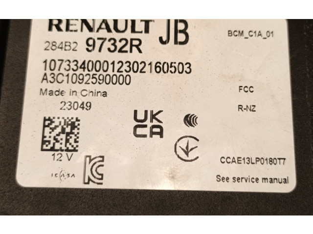 Блок предохранителей 284B29732R Dacia Sandero III