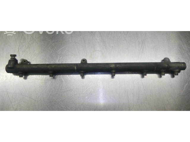 Топливная рампа A6130700195   Mercedes-Benz E W211  