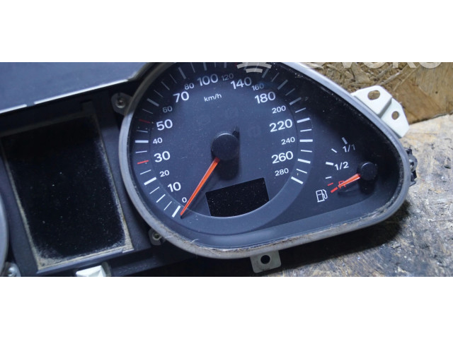 Přístrojová deska Audi Q7 4L 2009