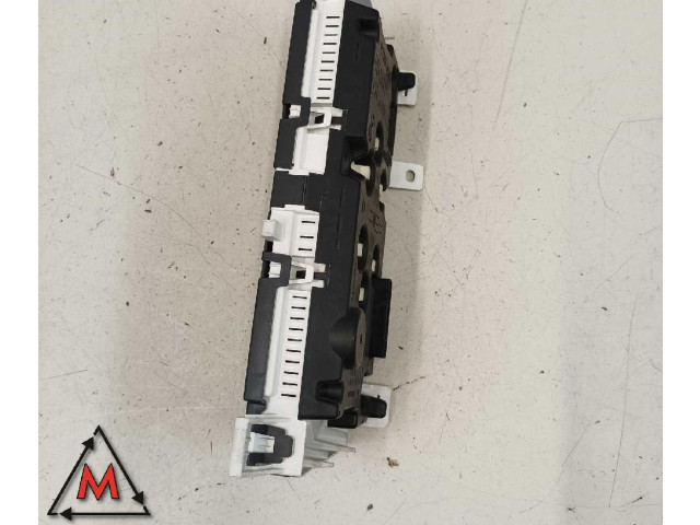 Přístrojová deska Renault Modus 2004 P8200668077, 281198448X0