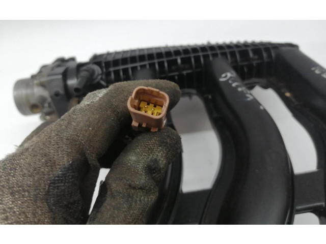 Всасывающий коллектор 9673063980 Peugeot 2008 I