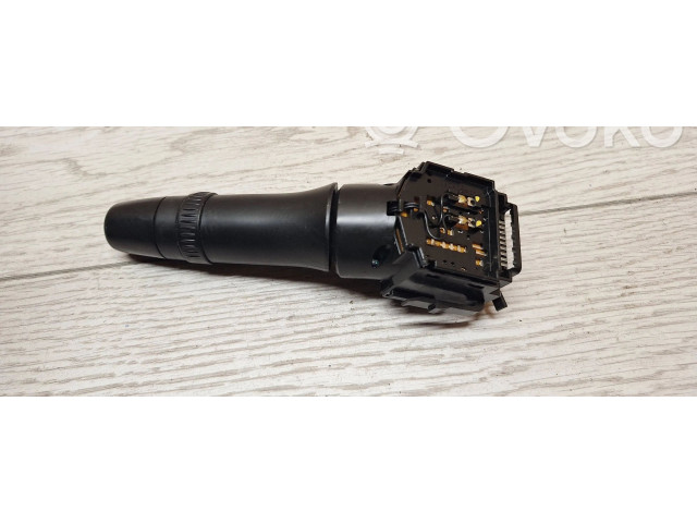 Ручка стеклоочистителей E532016 Mitsubishi Outlander