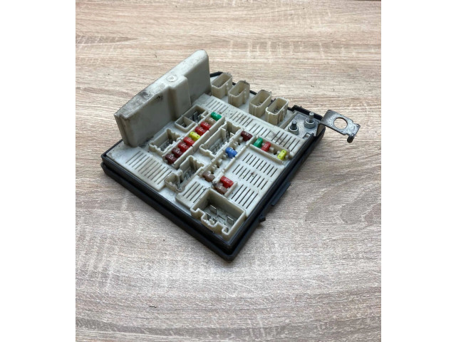 Pojistková skříňka 519220222, 7698895243 Renault Kangoo 1997