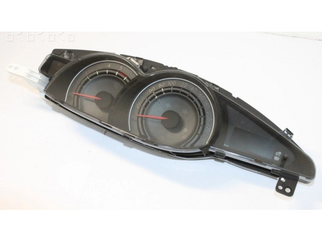 Přístrojová deska Toyota Verso 2010 838000F070