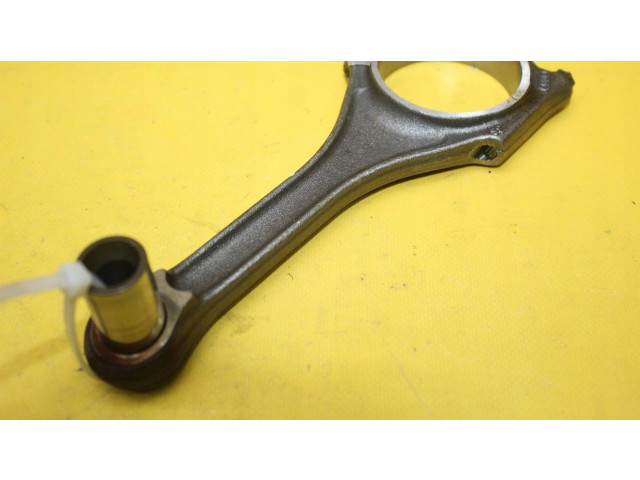  Поршень с шатуном    Audi A6 C7  