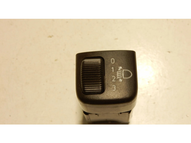 Включатель регулировки высоты фонарей