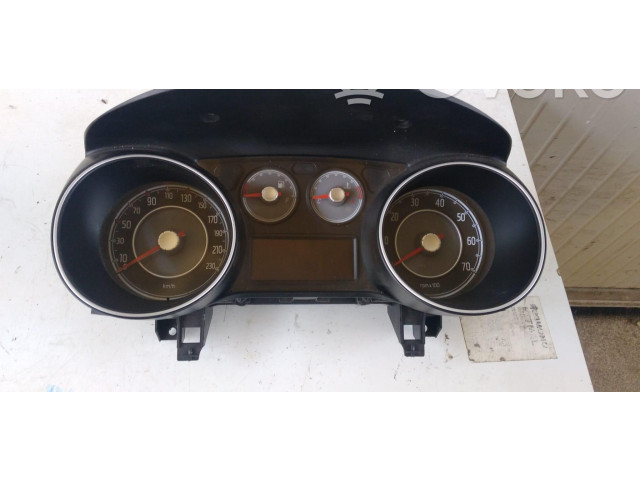 Přístrojová deska  Fiat Punto Evo 2013 51917424, 51917424  