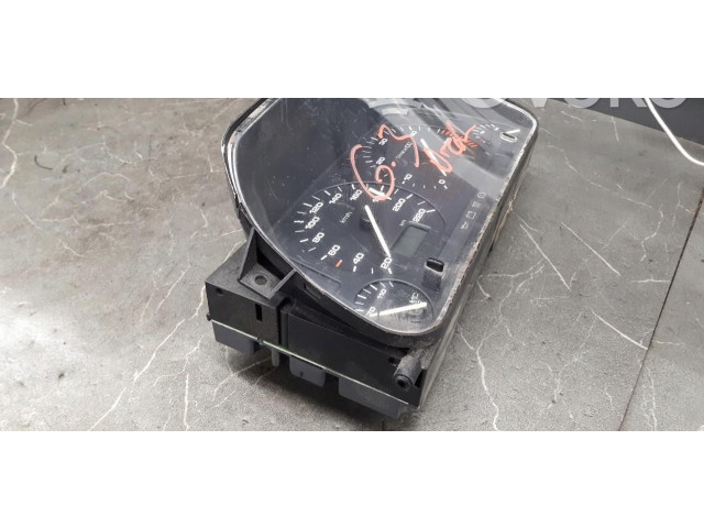 Панель приборов 87001262 Volkswagen Golf III