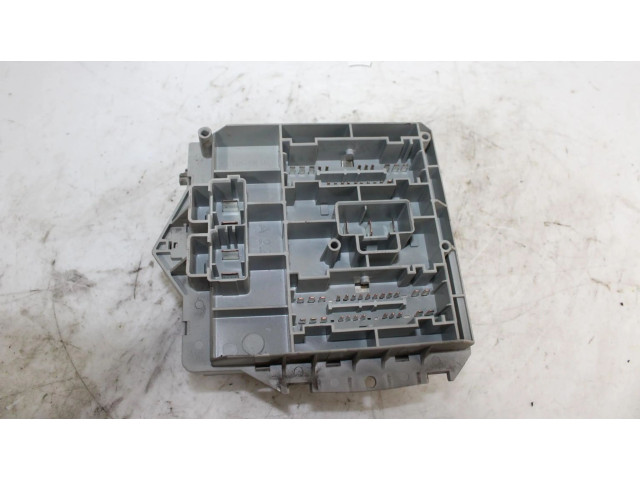 Блок предохранителей 51742420 Alfa Romeo GT