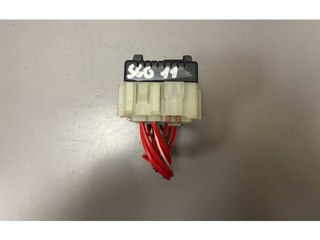 Блок предохранителей 6G9T14C507 Volvo S60