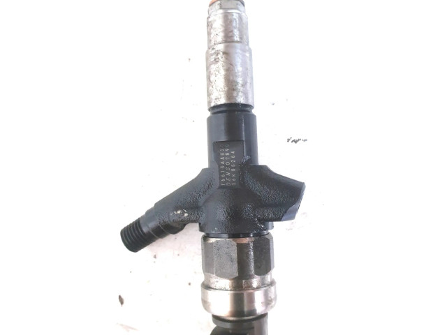 Vstřikovač 16613AA020 Subaru Legacy pro naftový motor 2.0 EE20Z