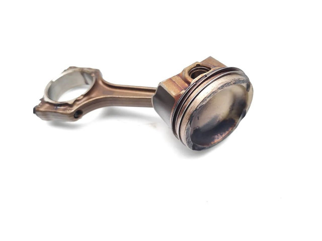  Поршень с шатуном 55263624;EAQ 55263624, EAQ  Jeep Compass  