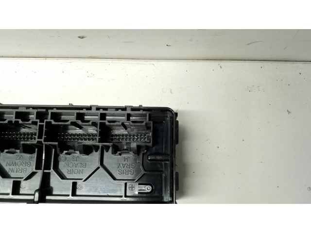 Блок управления климат-контролем 544969533, 13595108 Chevrolet Volt I