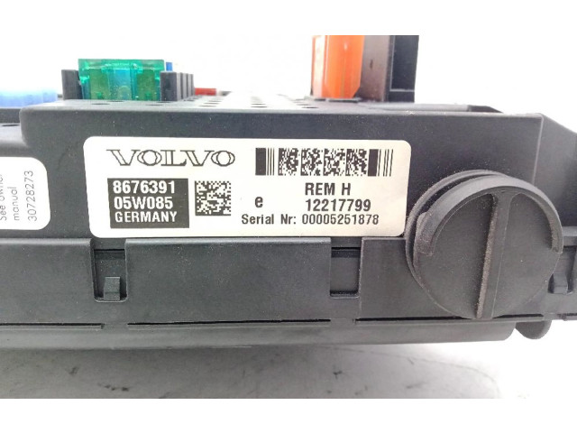 Блок предохранителей 12217799   Volvo XC90    