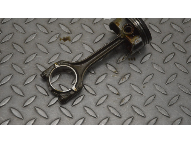 Поршень CJZB 04EE Volkswagen Golf VII