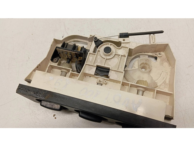 Блок управления климат-контролем    Audi 100 S4 C4