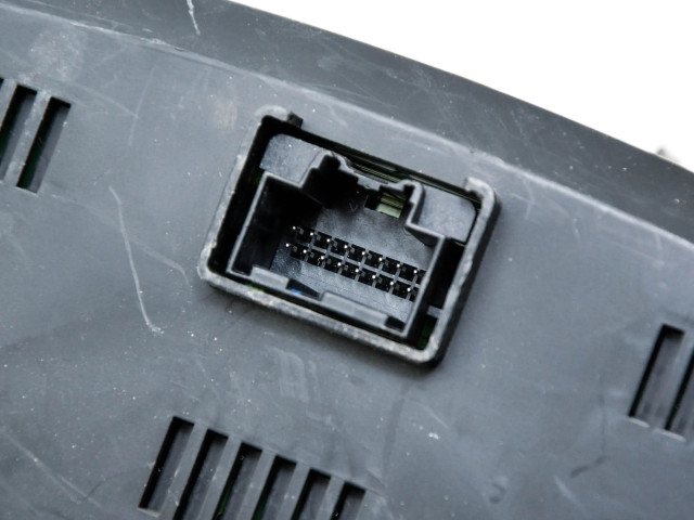 Панель приборов 96858448 Chevrolet Captiva