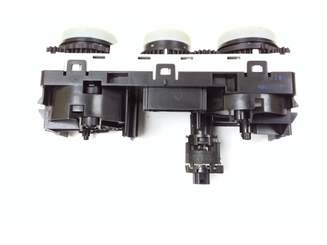 Блок управления климат-контролем PMN164589O, 983860X Mitsubishi Colt