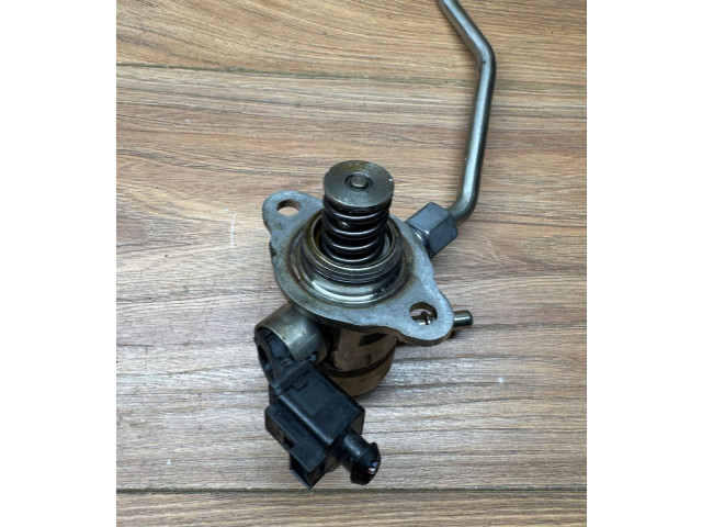 Топливная рампа 05E133320   Audi A3 S3 8V  