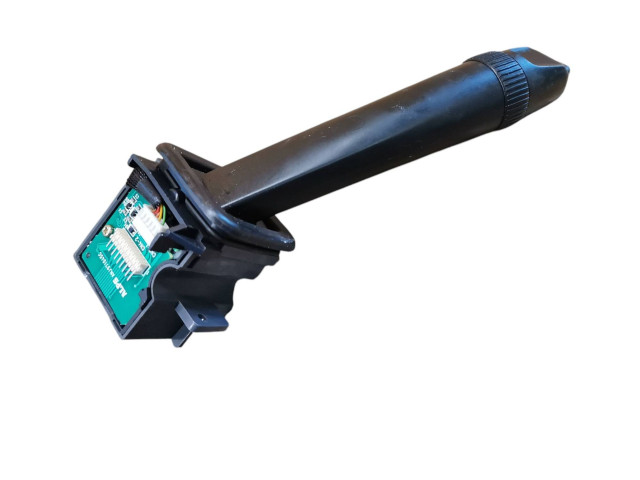 Ручка стеклоочистителей 9452391, 03W07A Volvo V70