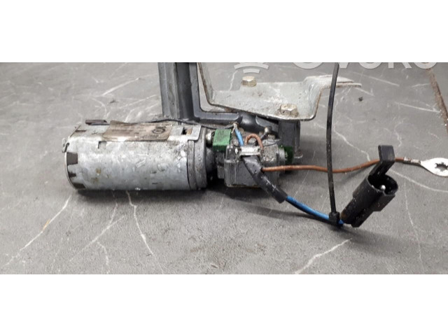 Моторчик заднего дворника     Opel Tigra A