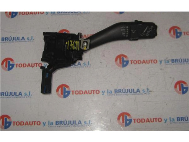 Ручка стеклоочистителей 1k0953519j   Volkswagen Caddy