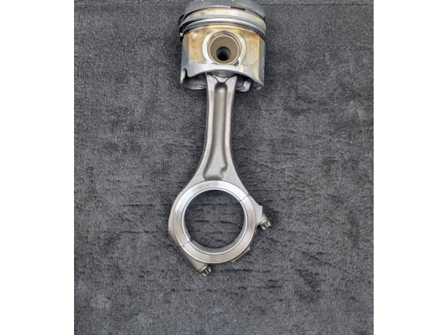 Píst 057107065CA, 057198401F   Audi Q7 4L     