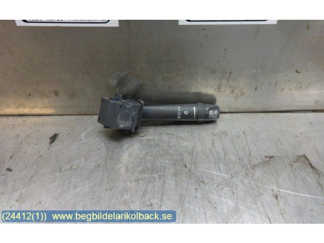 Ручка стеклоочистителей    Volvo V70