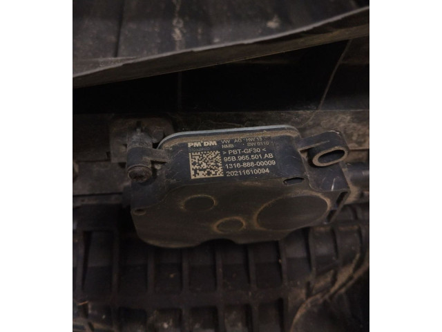 Интеркулер 4M0145803BP, 4M0094A Porsche Cayenne (9Y0 9Y3)