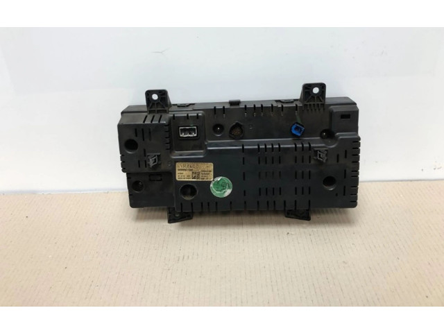 Přístrojová deska  Lynk & co 01 2021 8890921566, 8890921566  