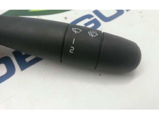 Переключатель дворников 8200213173 Dacia Logan I