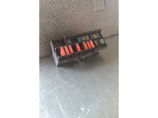 Pojistková skříňka 6900582 BMW 7 E65 E66 2006