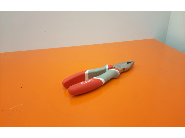 Подушка безопасности в сиденье Alpine C2