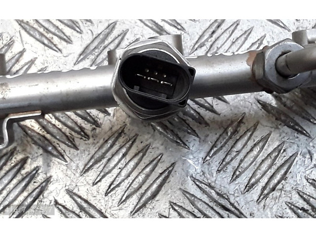 Vstřikovací lišta a2710705495 Mercedes-Benz C W204