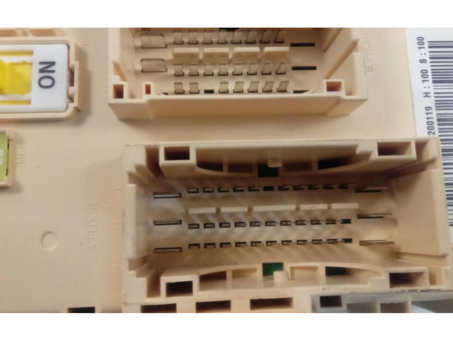 Блок предохранителей 91950A2130   KIA Ceed    