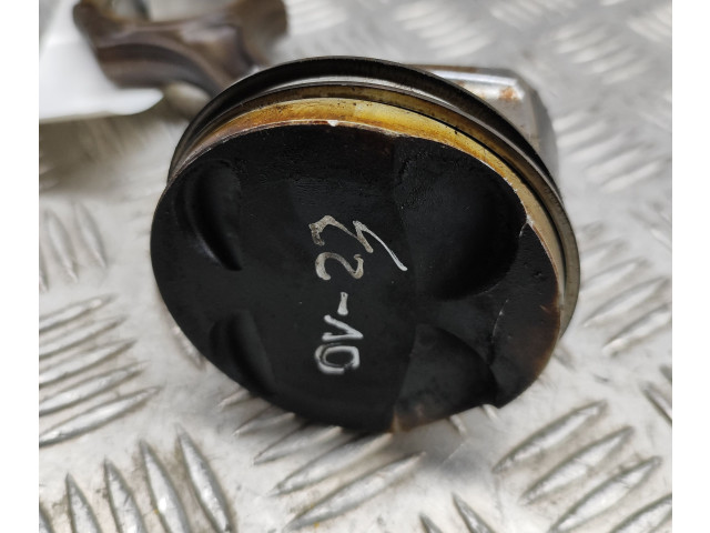  Поршень 5FW (EP6) 1675941480, 1631729180  Citroen C4 I Picasso  