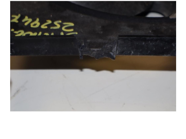 Вентилятор радиатора 214814715R Dacia Spring