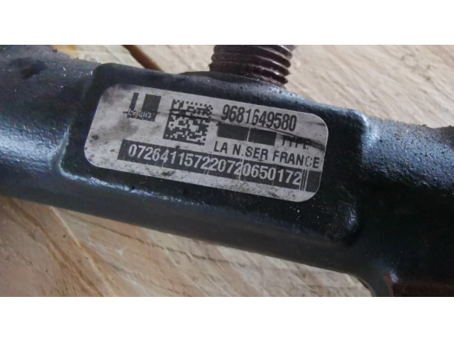 Топливная рампа 9681649580 Citroen C4 Grand Picasso 2.0