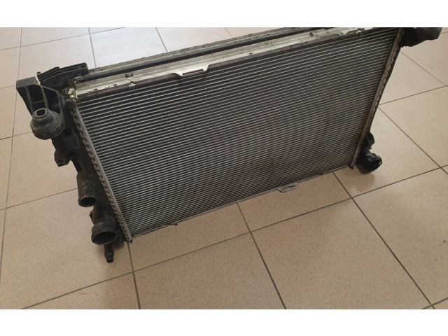 Pojistková skříňka Комплект радиатора A2045000554 Mercedes-Benz C W204 2012