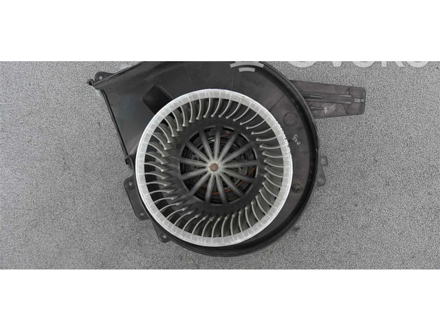 Вентилятор печки    6R1819015, 6R1819015   Skoda Rapid (NH)