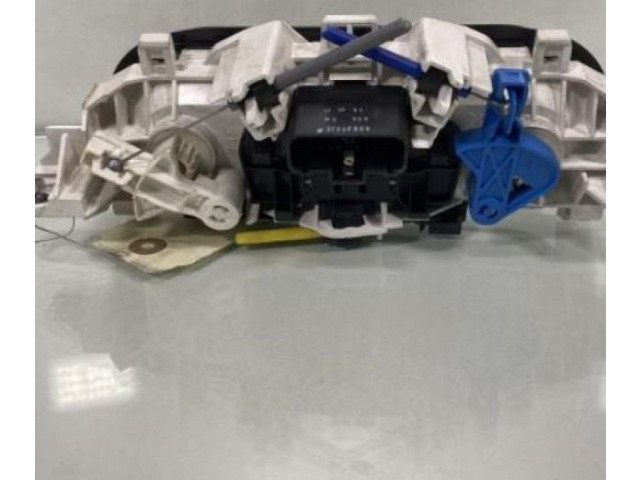 Блок управления климат-контролем 7701067953   Renault Twingo II