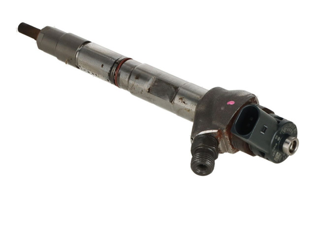 Форсунка 04L130277AC    Volkswagen Golf Plus   