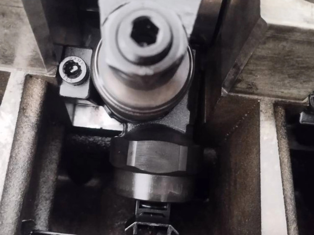 Vstřikovač Volkswagen Sharan pro naftový motor 1.9