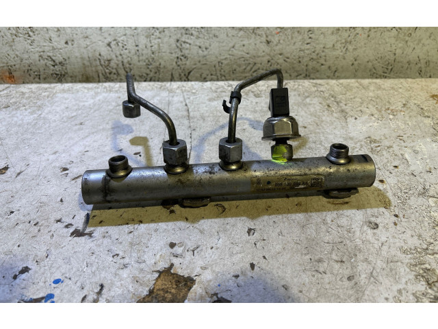 Топливная рампа 059130089AA   Audi A6 S6 C6 4F  