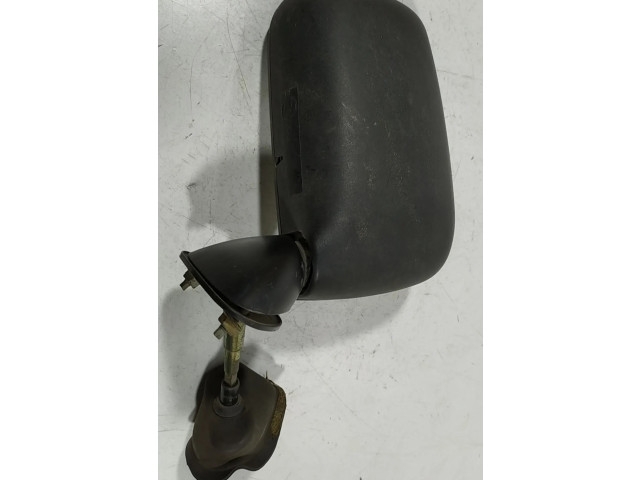 Zpětné zrcátko Peugeot 504