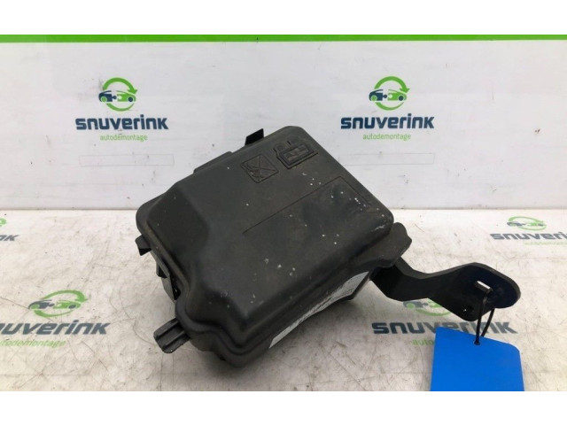 Блок предохранителей 9671924480, 9671941780 Citroen C3 Aircross